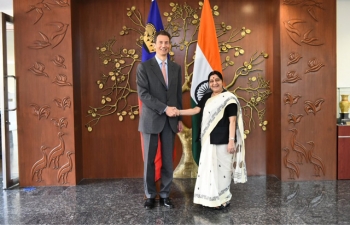 Meeting of External Affairs Minister, Ms. Sushma Swaraj with His Serene Highness the Hereditary Prince of Liechtenstein, Alois Phillip Maria.