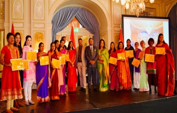 Felicitated the saree event participants in Bern on April 9th 2019