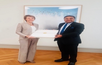 Ambassador called on HE Mme Simonetta Sommaruga, Vice President of the Federal Council of Switzerland and Head of Federal Department of Environment, Transport, Energy & Communications (DETEC) on Sept 26 at Berne.