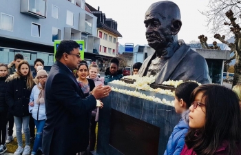 Team India in Switzerland paid floral tributes at the Gandhi statue at Gandhi Square in Villeneuve, Switzerland on Jan 30 to mark the 72nd Punyatithi of Mahatma.