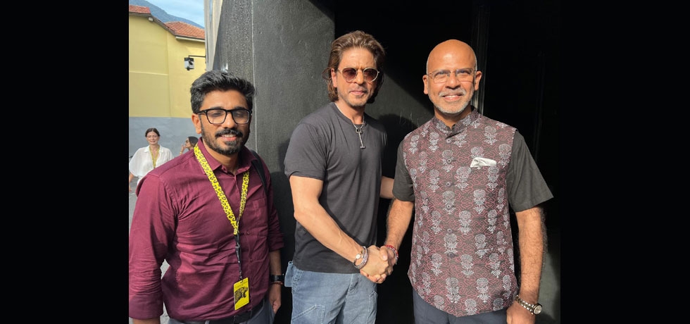 Ambassador Mridul Kumar greeted bollywood legend Mr. Shah Rukh Khan at the Locarno Film Festival 